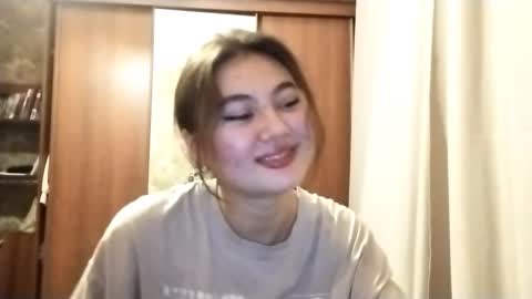 Anna online show from December 16, 3:07 pm