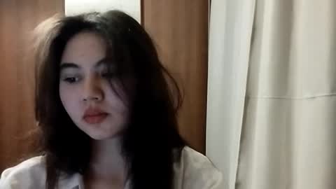 Anna online show from January 9, 3:28 pm