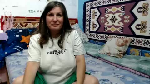 adelinemilf online show from July 10, 3:17 pm