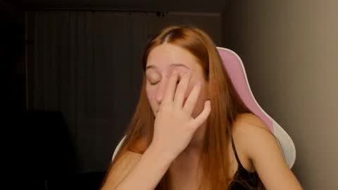 Adell online show from November 11, 10:34 pm