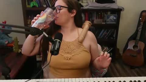 adobe_angel304 online show from March 7, 12:37 am