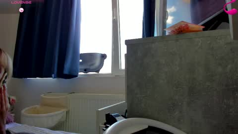 Snapshot of adonamazzara chatting on September 18, 9:35 am Save the date 23 NOVEMBER for a incendiary day with me online show from September 18, 9:35 am