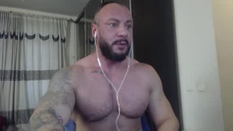 adonis_dionysos online show from November 25, 12:04 pm