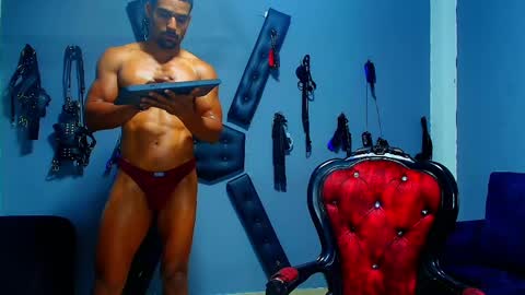 adonisdios online show from April 23, 1:35 pm