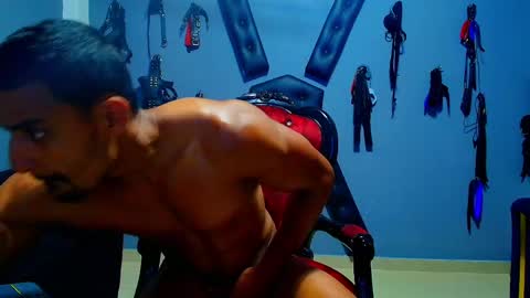 adonisdios online show from April 20, 3:26 pm