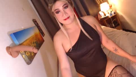 MsKim  online show from February 3, 3:53 am