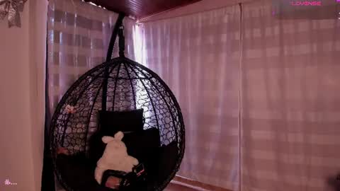 Stormi online show from June 25, 6:13 pm