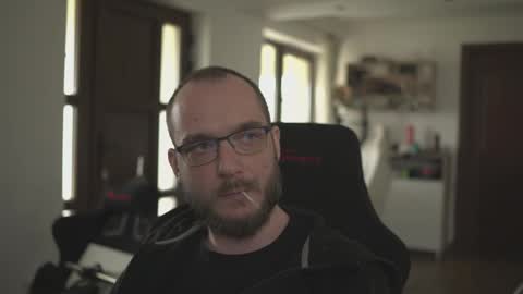 W36 online show from April 2, 10:00 am