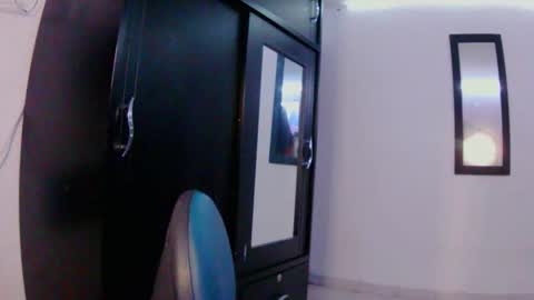     online show from November 6, 6:38 am