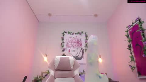 Adri  online show from July 8, 1:25 pm