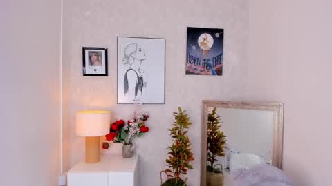 Adriana online show from March 10, 6:45 pm