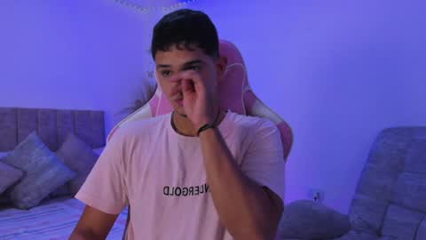 ADRIAN online show from June 22, 6:48 pm