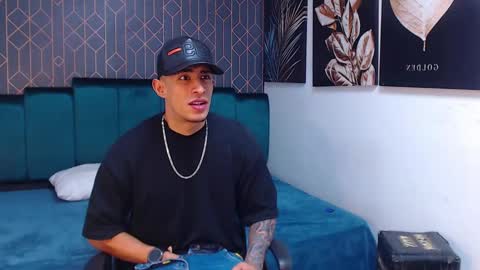   online show from March 7, 11:40 am