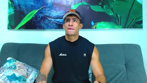   online show from March 1, 11:50 am