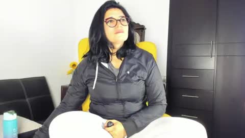 Adriana online show from July 6, 4:20 am