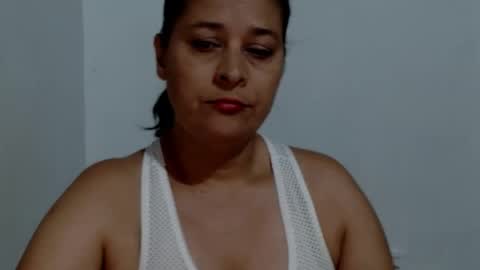 Snapshot of adriana_milf chatting on September 19, 4:05 am Adriana milf online show from September 19, 4:05 am
