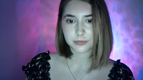 Snapshot of adrianabliss_ chatting on September 19, 7:56 am adrianabliss_ online show from September 19, 7:56 am