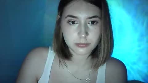Snapshot of adrianabliss_ chatting on September 28, 7:50 am adrianabliss_ online show from September 28, 7:50 am
