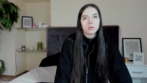 Adriana online show from February 10, 7:00 am