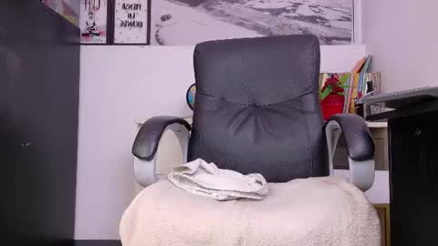 Adriana  online show from July 28, 2:13 pm