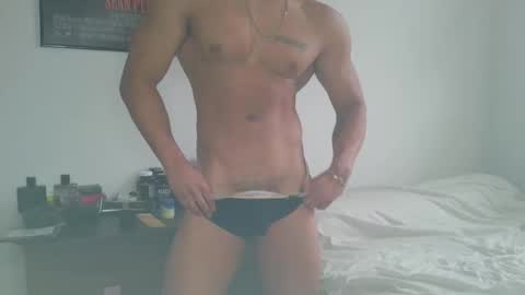 adriano guapo online show from February 18, 4:18 pm