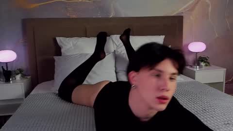 adrianoaubert online show from February 22, 10:07 am