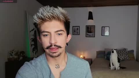      online show from November 12, 3:58 pm