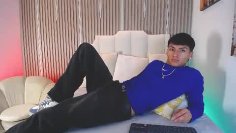 adrianstark_ online show from June 28, 12:56 pm