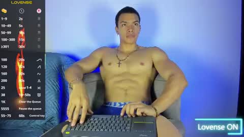 adriel_escalante online show from July 7, 2:46 am