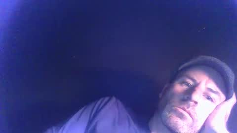 Snapshot of adz170578 chatting on March 6, 4:41 am adz170578 online show from March 6, 4:41 am