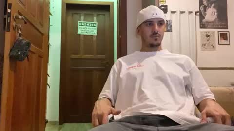 Luci online show from November 11, 2:03 am