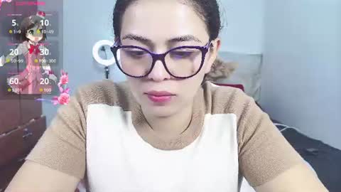 lia online show from June 12, 3:16 am