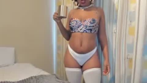 AfricanSquirtQueen online show from July 3, 2:22 pm