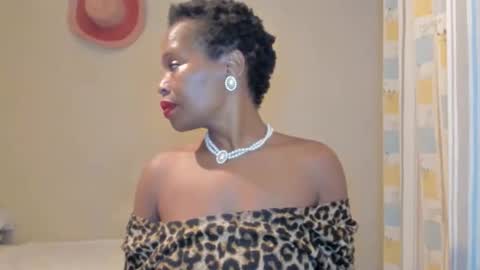 AfricanSquirtQueen online show from January 18, 9:24 pm