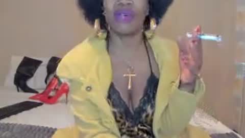 AfricanSquirtQueen online show from July 12, 8:23 pm