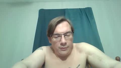 afreeman1 online show from February 1, 1:35 am