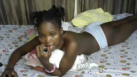 africana_slimqueen online show from May 11, 4:04 pm