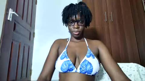Leah online show from April 24, 12:45 am