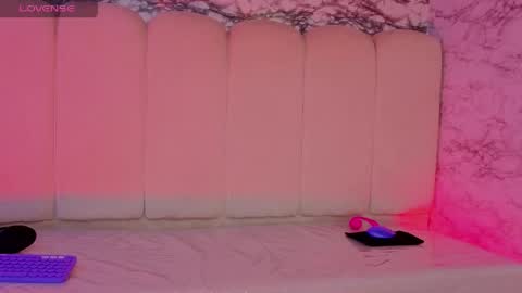 afrodita_wild_v online show from June 7, 1:49 pm