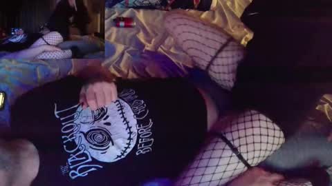 afterhourg online show from November 20, 6:45 am