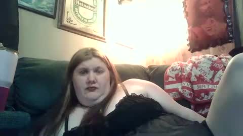 Babygirls353637 online show from April 27, 12:30 am