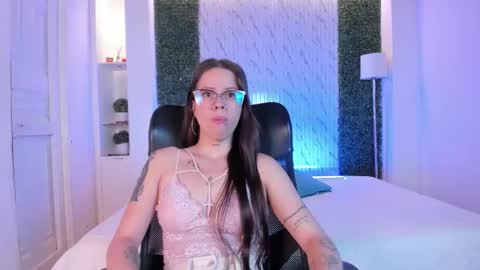 agata_evanss online show from December 15, 11:06 am