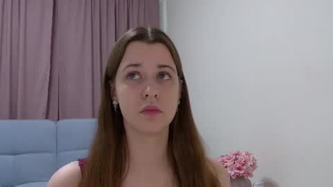 Agata Aisitt online show from July 3, 3:33 am