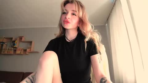Arina online show from May 16, 12:15 pm