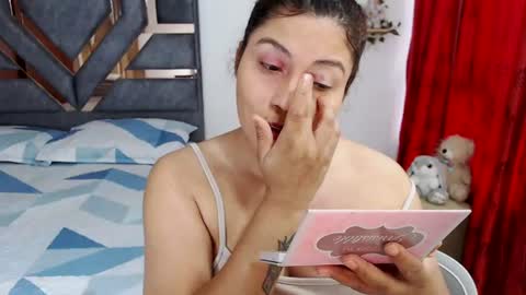 johana online show from August 3, 6:47 pm