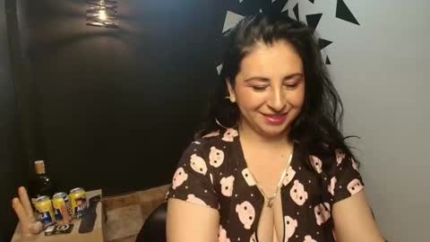 Snapshot of agatathompson chatting on October 21, 7:50 pm A G A T A T H O M P S O N online show from October 21, 7:50 pm