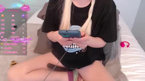 Agatha online show from November 4, 3:13 pm