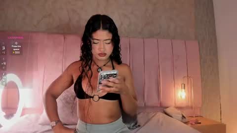 agatha_jener online show from August 2, 11:34 am