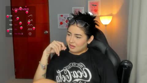 Cat online show from February 1, 5:48 am