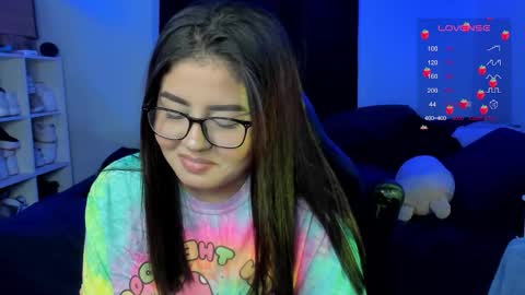 Snapshot of agatha_riccie chatting on October 13, 5:42 am Cat online show from October 13, 5:42 am